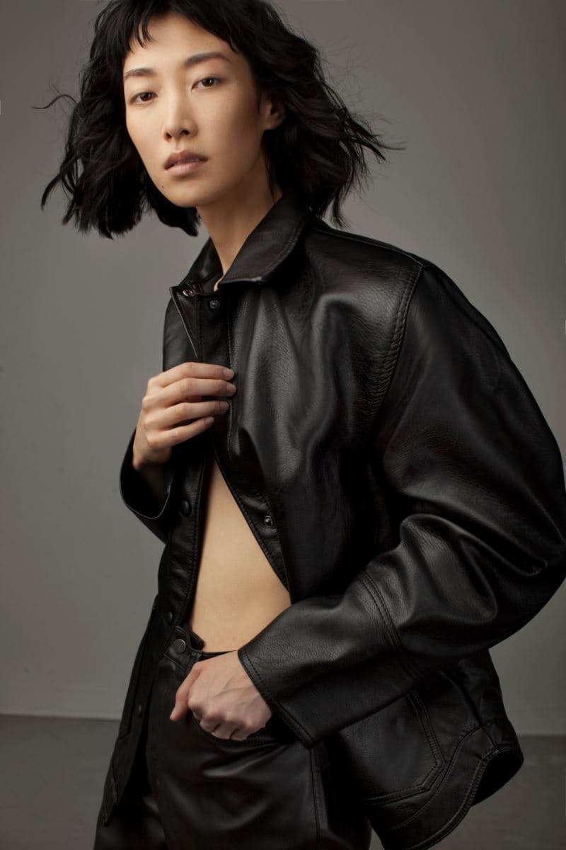 model-image-Christina